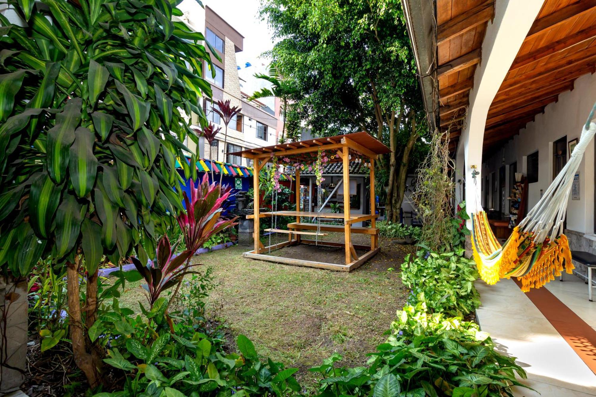 Santa Cruz Backpackers Hostal Baños Exterior foto